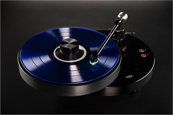 德國精致工藝 AMG Giro黑膠唱盤+9W2唱臂 德國精致工藝 AMG Giro黑膠唱盤+9W2唱臂